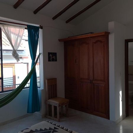 Family Host Hostel 莱瓦镇 外观 照片