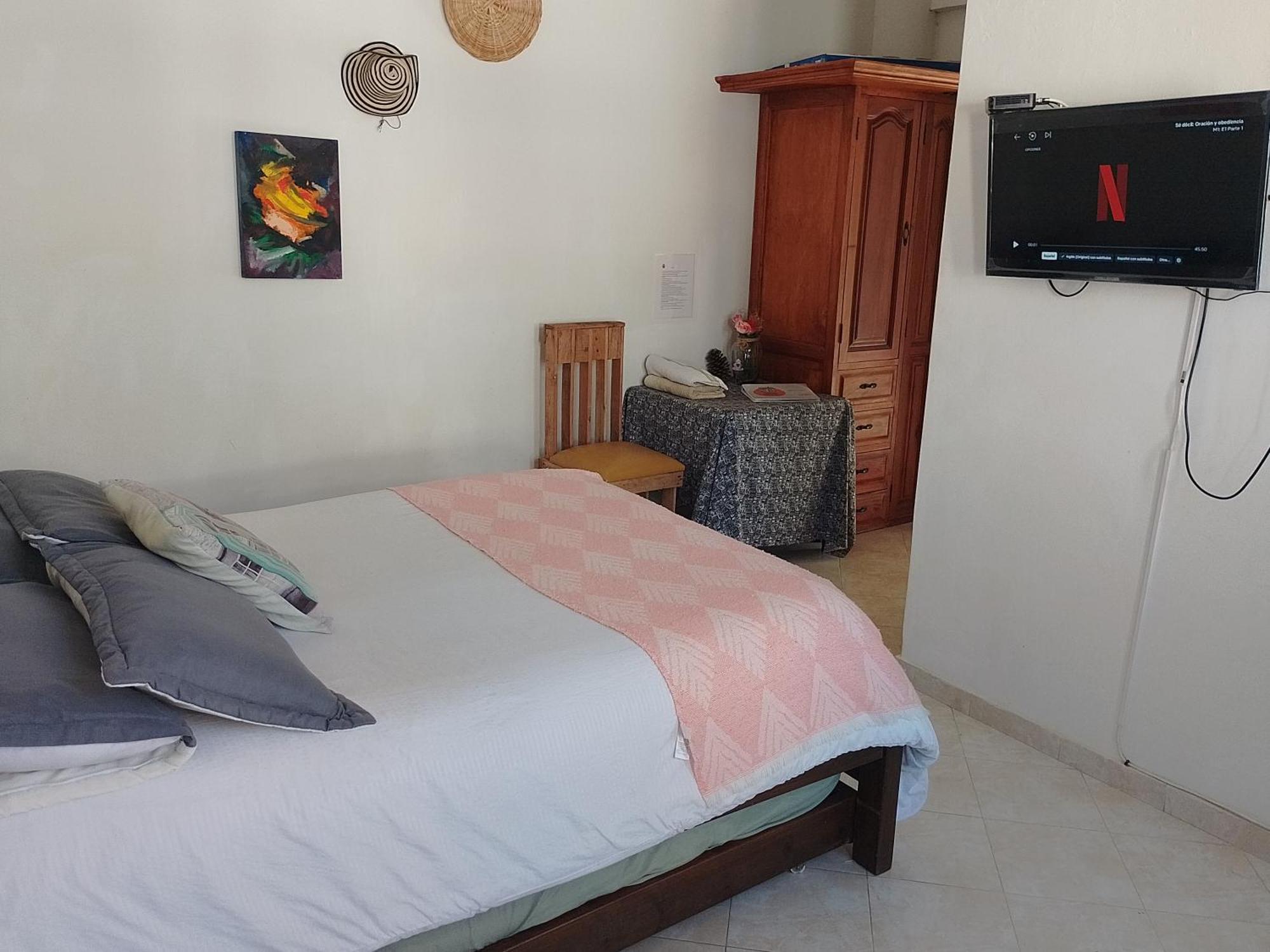 Family Host Hostel 莱瓦镇 外观 照片