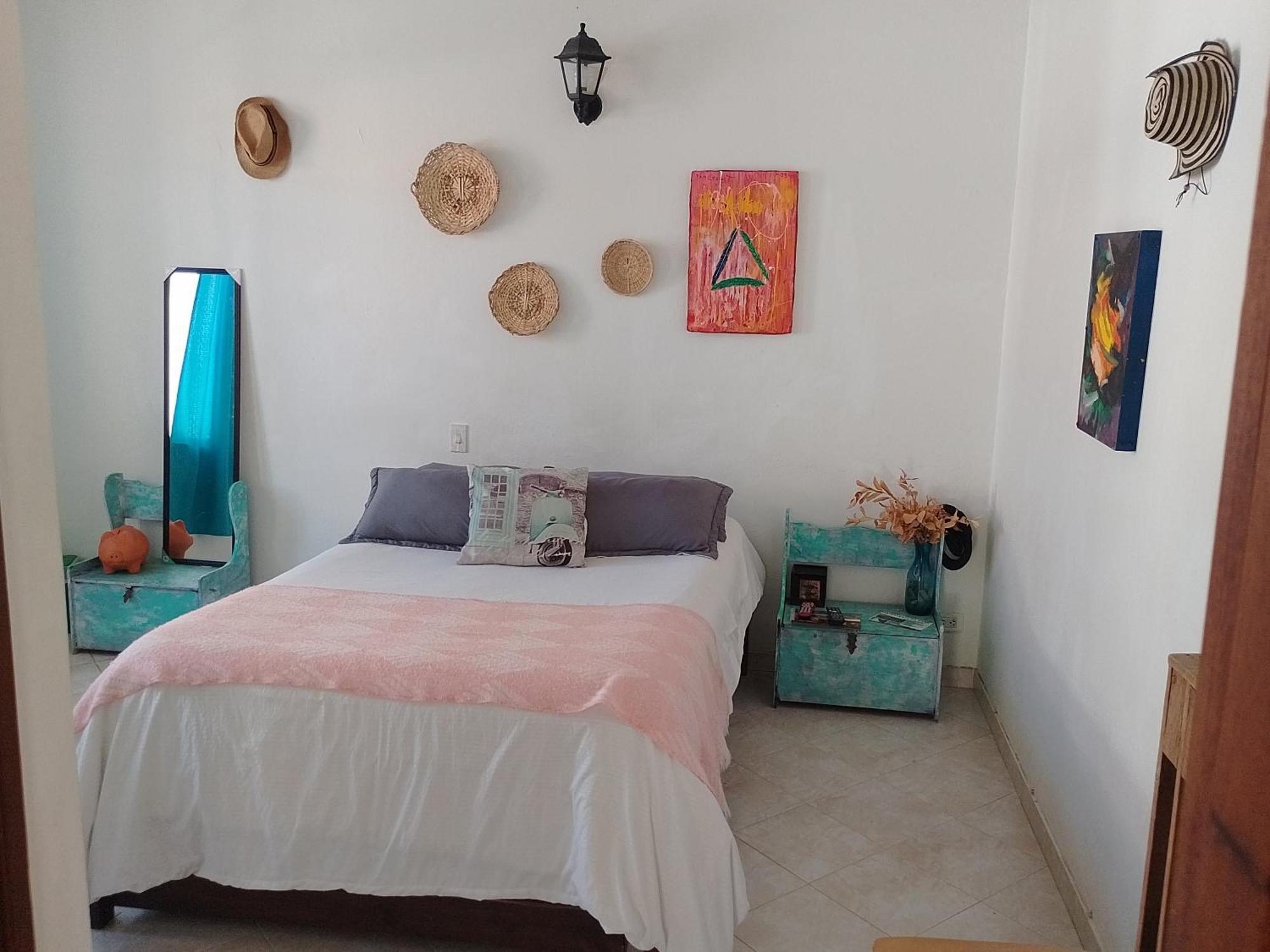 Family Host Hostel 莱瓦镇 外观 照片